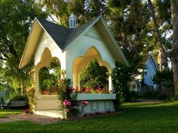 Kaleidoscope & Gardens Bed & Breakfast